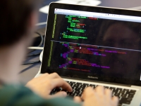 Algoritmos e lógica de programação + C#