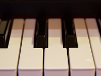 Aprende a tocar blues en el piano y teclado