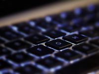 Aspectos éticos e sócio econômico do uso de novas tecnologias na educação