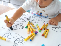 Educação infantil com ênfase em desenho