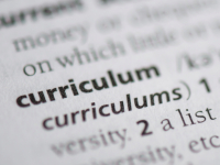 CURRÍCULO E FORMAÇÃO DOCENTE - OS POVOS E OS SABERES DA TERRA