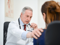 INTERPRETAÇÃO DE EXAMES COMPLEMENTARES E ESPECÍFICOS DO PACIENTE CRÍTICO OU POTENCIALMENTE CRÍTICO