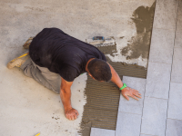 APLICAÇÃO E REVESTIMENTO EM CERÂMICA