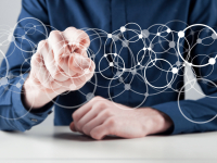 PRIVACIDADE E DIREITO AO ESQUECIMENTO NAS REDES DIGITAIS