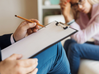 RELAÇÃO TERAPÊUTICA NAS TERAPIAS COGNITIVO-COMPORTAMENTAIS