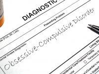 TRANSTORNO OBSESSIVO COMPULSIVO E TRANSTORNOS RELACIONADOS