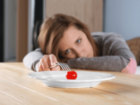 TRANSTORNOS ALIMENTARES E EMAGRECIMENTO