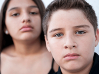 CRIANÇAS E ADOLESCENTES EM SITUAÇÕES DE RISCO