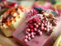 Pasteles Saludables: Decoración con Ingredientes Naturales