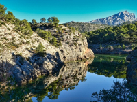 Neumáticos y aerodinámica en competición: interacción y ajustes