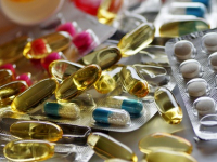 Farmacia Hospitalaria: Gestión y atención farmacéutica en entornos clínicos